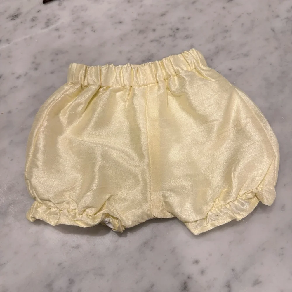 Oh Shana! Winnie the Pooh Dress and Bloomers Set 2T Cream Yellow Back Bow